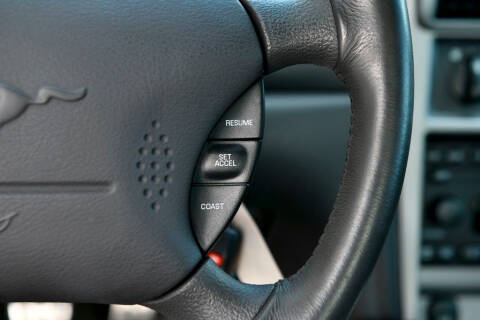 2003 Ford Mustang Mach 1 Premium