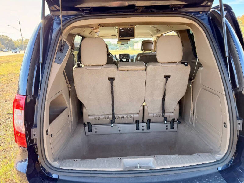 2015 Chrysler Town and Country Touring-L