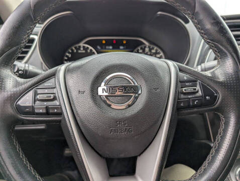 2017 Nissan Maxima