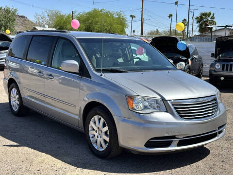 2016 Chrysler Town and Country LX