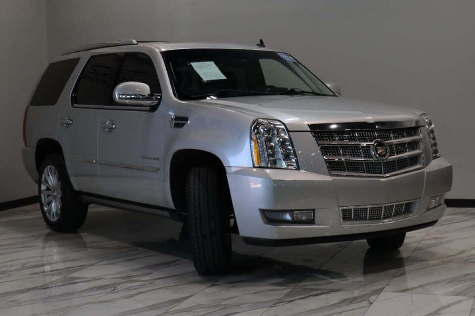 2014 Cadillac Escalade for sale at IMD MOTORS, INC in Dallas, TX