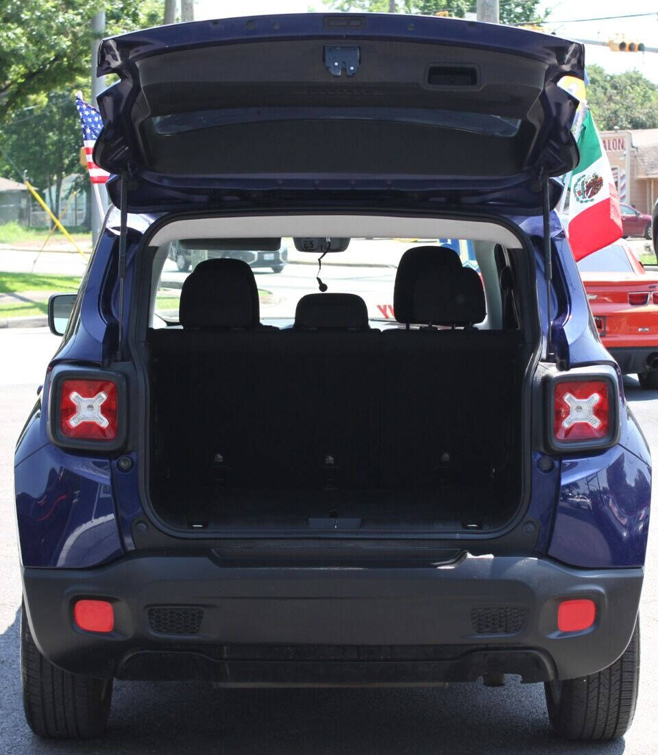 2016 Jeep Renegade for sale at AUTO LEADS in Pasadena, TX