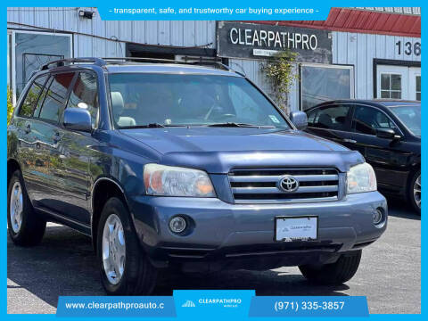 2005 Toyota Highlander for sale at CLEARPATHPRO AUTO in Milwaukie OR