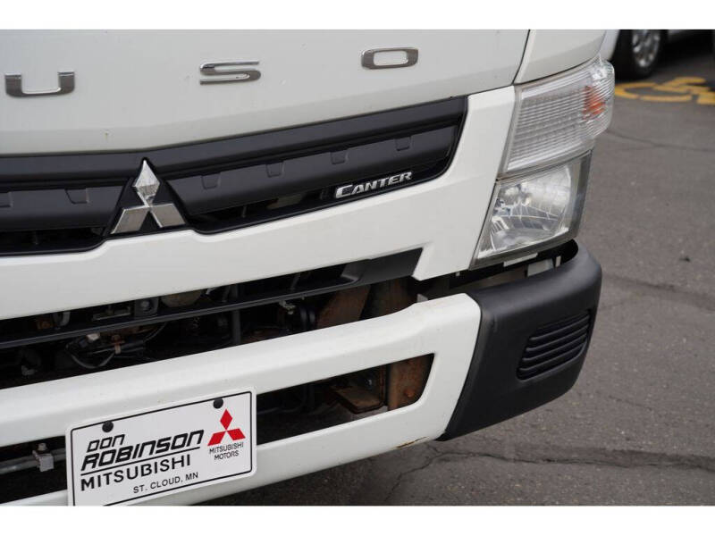 2015 Mitsubishi Fuso FE180