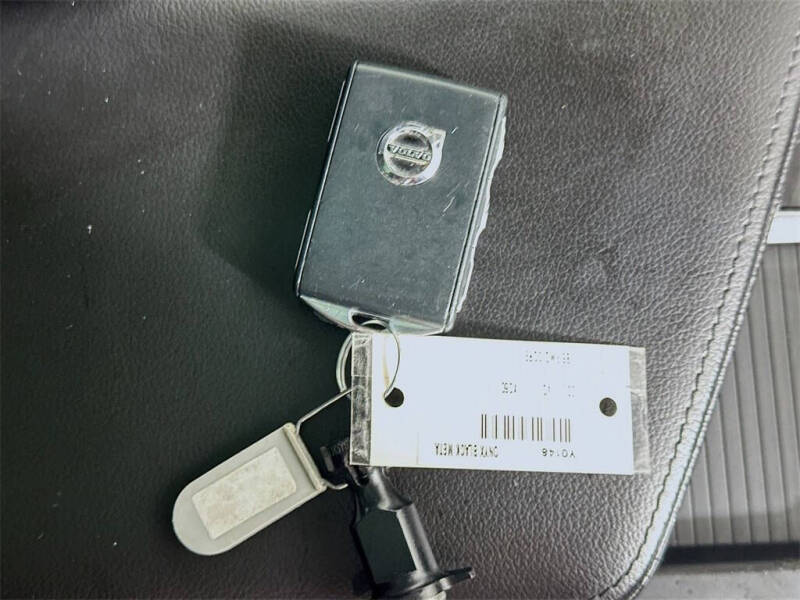 2023 Volvo XC60 B5 Core