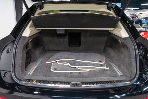 2024 Bentley Bentayga EWB