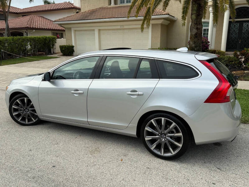 2015 Volvo V60 T5 Drive-E Platinum