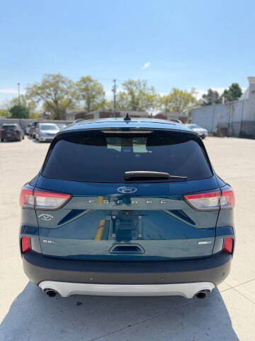 2020 Ford Escape SEL
