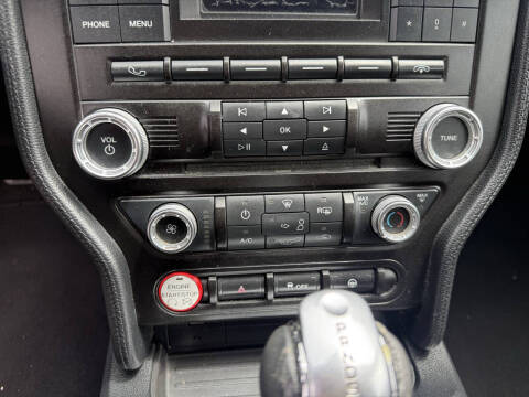 2016 Ford Mustang V6