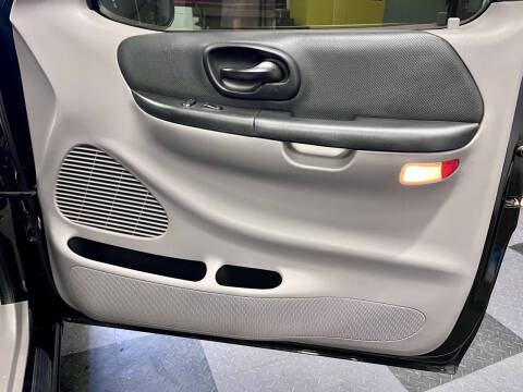 2001 Ford F-150 SVT Lightning