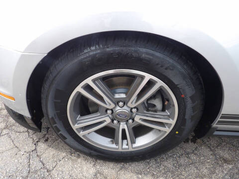 2012 Ford Mustang V6 Premium