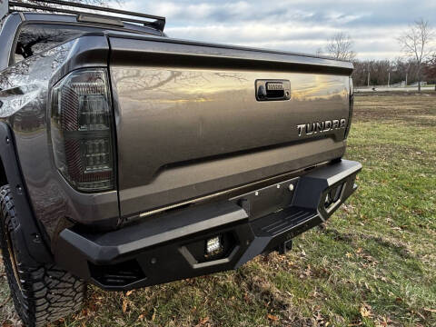2014 Toyota Tundra SR5