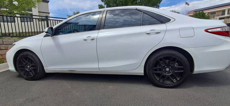 2017 Toyota Camry SE