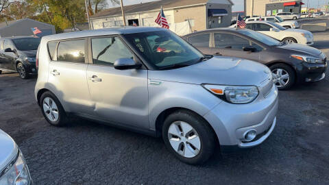 2016 Kia Soul +