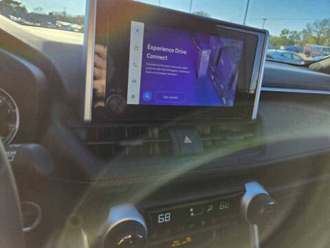 2024 Toyota RAV4 Prime SE