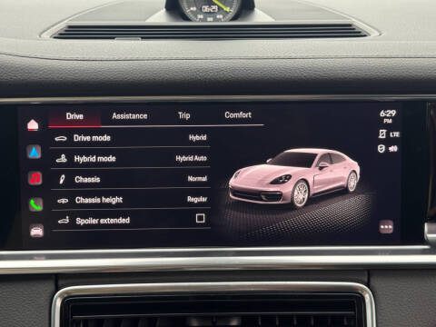 2022 Porsche Panamera