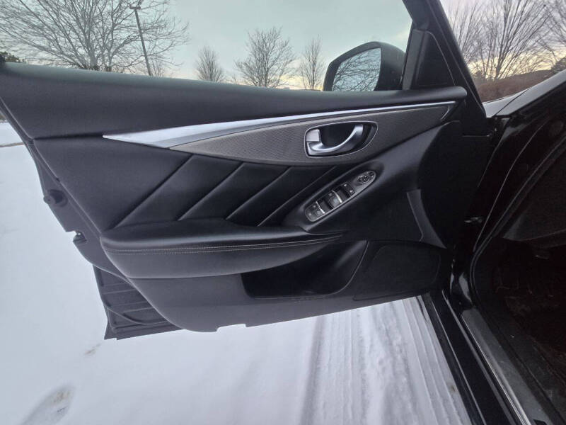 2014 Infiniti Q50 Premium