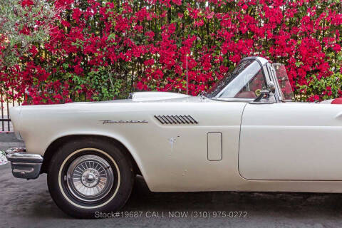 1957 Ford Thunderbird