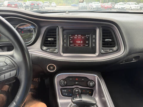 2016 Dodge Challenger SXT