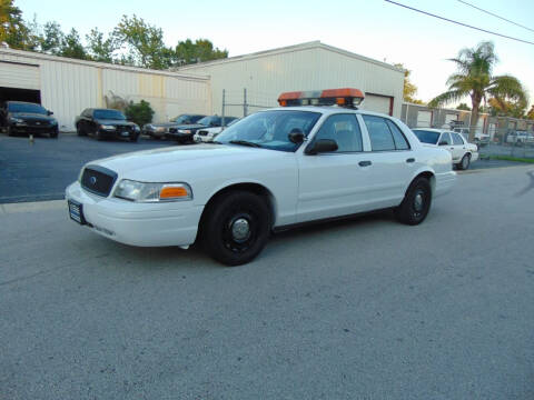 2003 Ford Crown Victoria for sale at CHEVYEXTREME8 USED CARS in Holly Hill FL