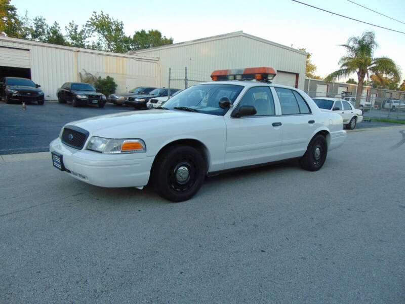 2003 Ford Crown Victoria for sale at CHEVYEXTREME8 USED CARS in Holly Hill FL