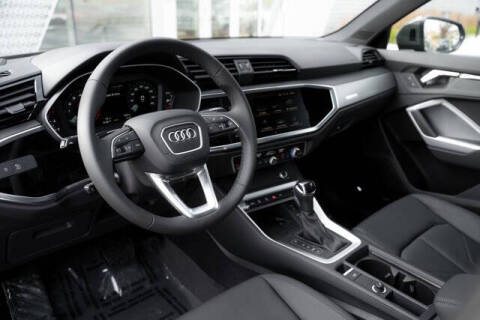 2025 Audi Q3 quattro S line Premium 45 TFSI