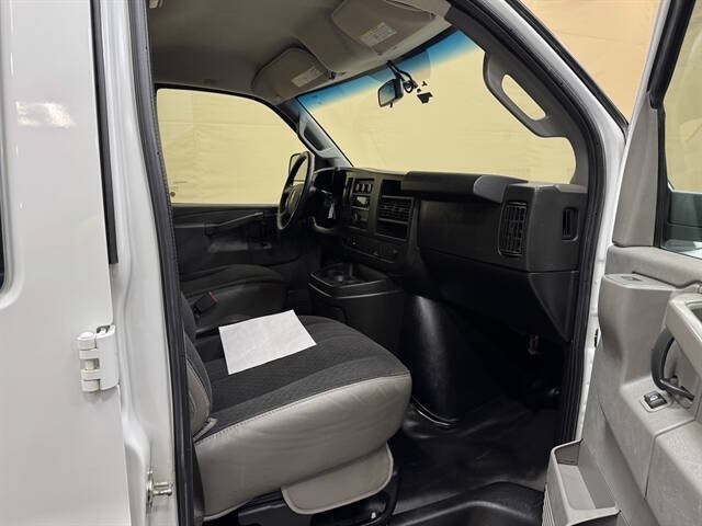 2019 GMC Savana 2500