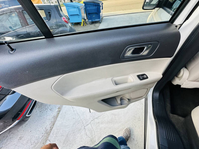 2012 Ford Explorer