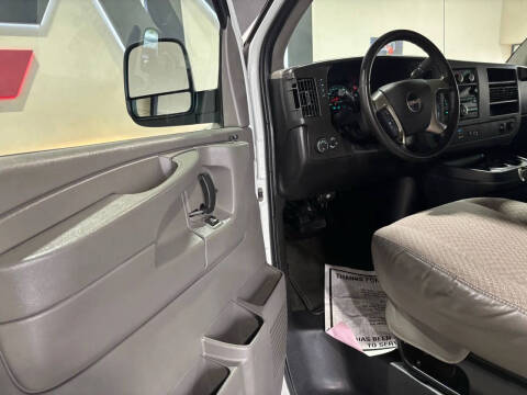 2012 GMC Savana LT 2500