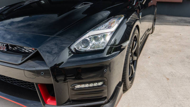 2017 Nissan GT-R NISMO