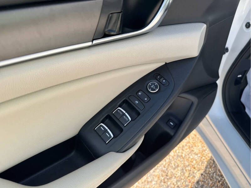 2022 Honda Accord LX