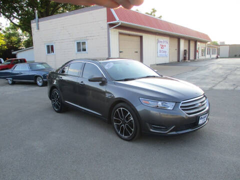 2017 Ford Taurus for sale at Bollman Auto & Trailers in Rock Falls IL