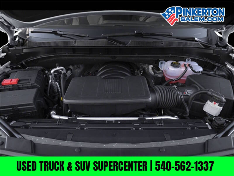 2025 Chevrolet Suburban LS