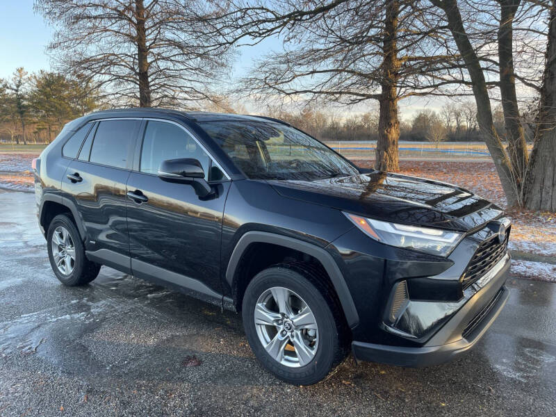 2024 Toyota RAV4 Hybrid LE