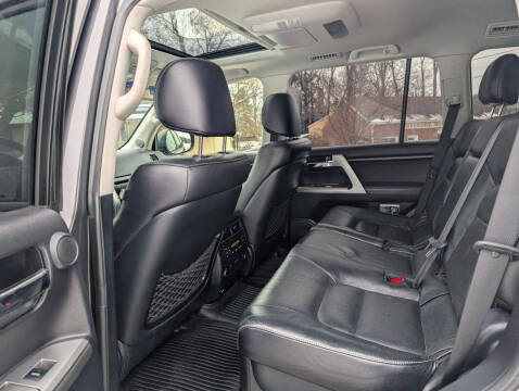 2013 Toyota Land Cruiser