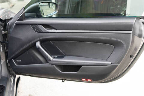 2022 Porsche 911 Carrera 4 GTS