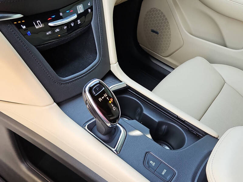 2018 Cadillac XT5 Premium Luxury