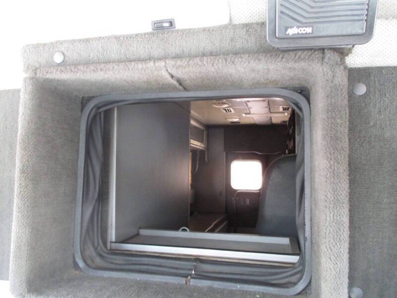 2000 Freightliner FL60