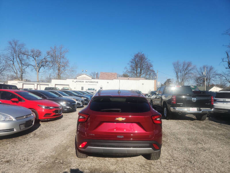 2024 Chevrolet Trax LT