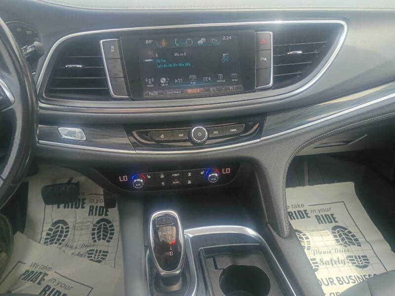 2019 Buick Enclave Essence