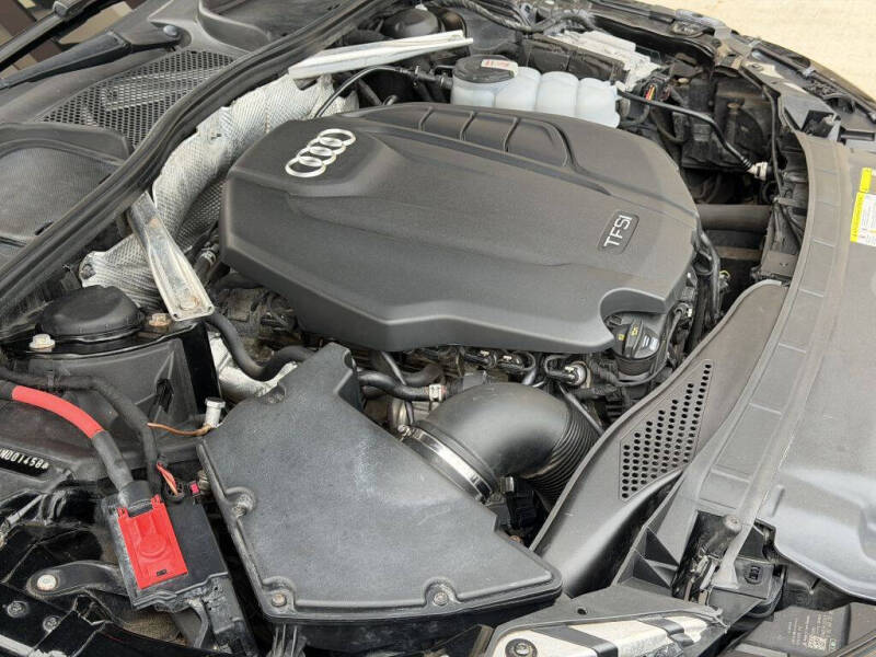 2017 Audi A4 2.0T quattro Premium Plus