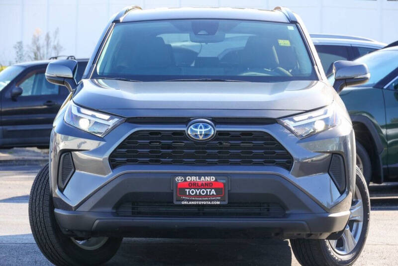 2022 Toyota RAV4 Hybrid XLE