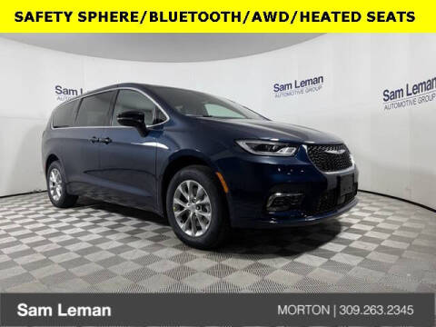 2025 Chrysler Pacifica for sale at Sam Leman CDJRF Morton in Morton IL