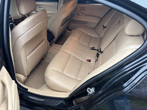 2012 BMW 5 Series 528i xDrive