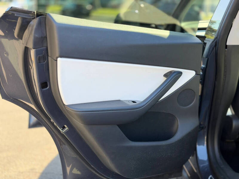 2020 Tesla Model Y Performance