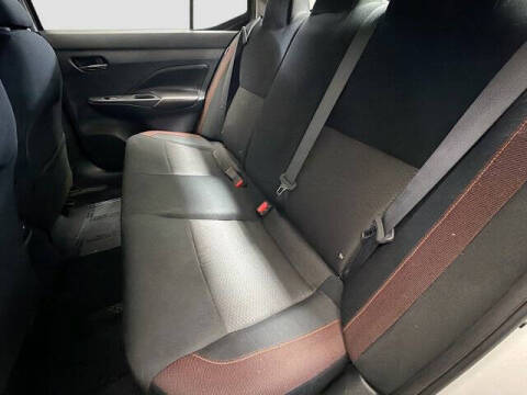 2022 Nissan Versa SR