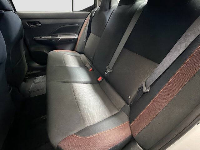 2022 Nissan Versa SR