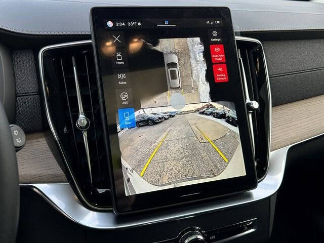 2025 Volvo XC90 T8 Plus Bright Theme 7P