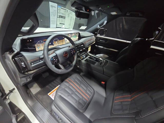 2025 Nissan Armada PRO-4X