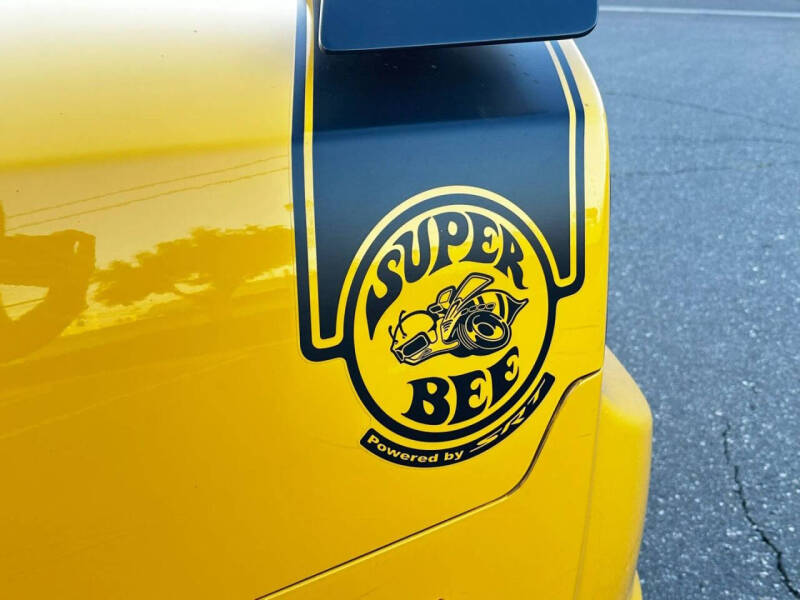 2012 Dodge Charger SRT8 Super Bee